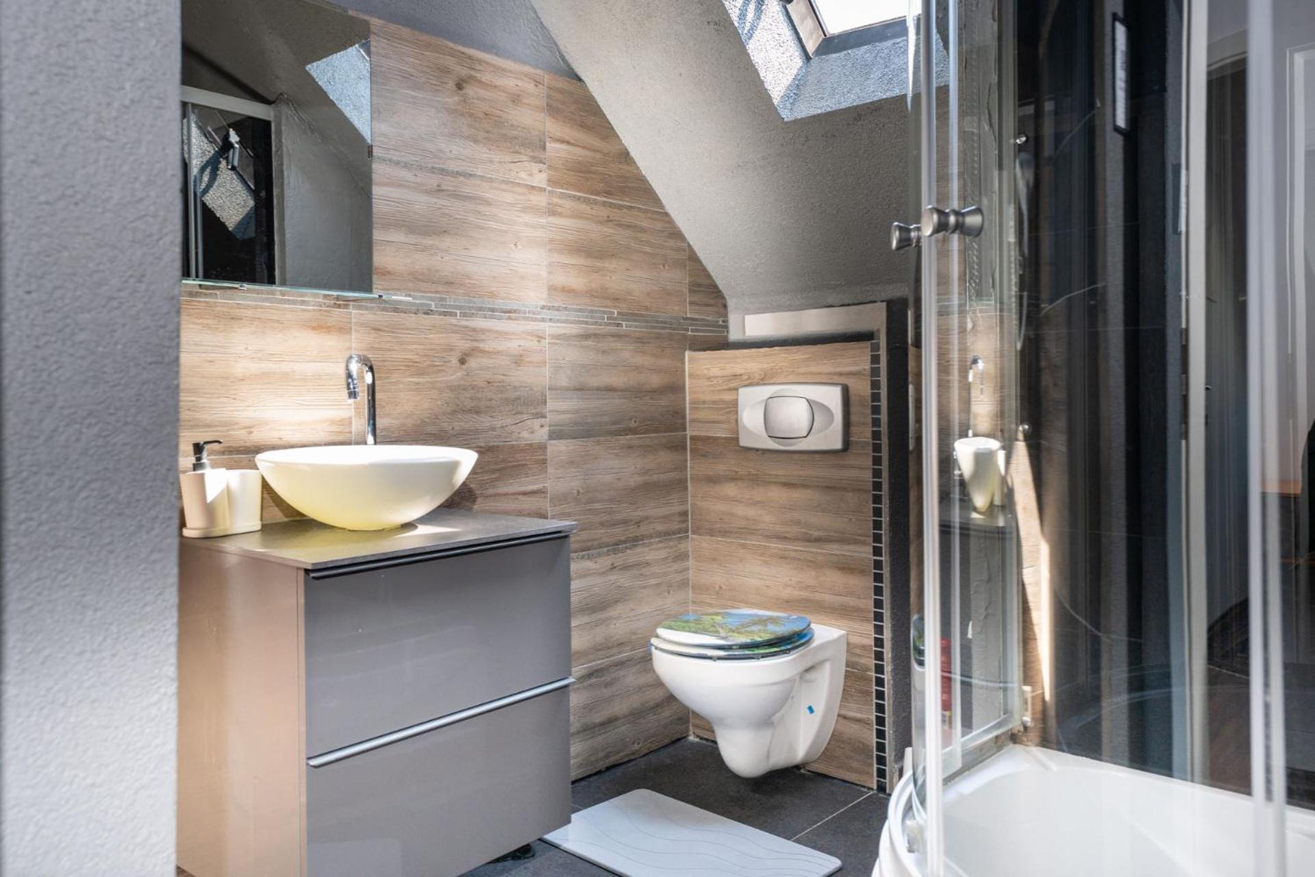 Stylische Privatzimmer An Der Mosel コブレンツ エクステリア 写真